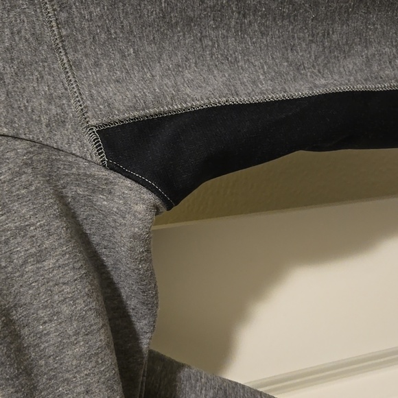 Columbia Men's 1/4 Zip Pullover - Picture 4 of 5